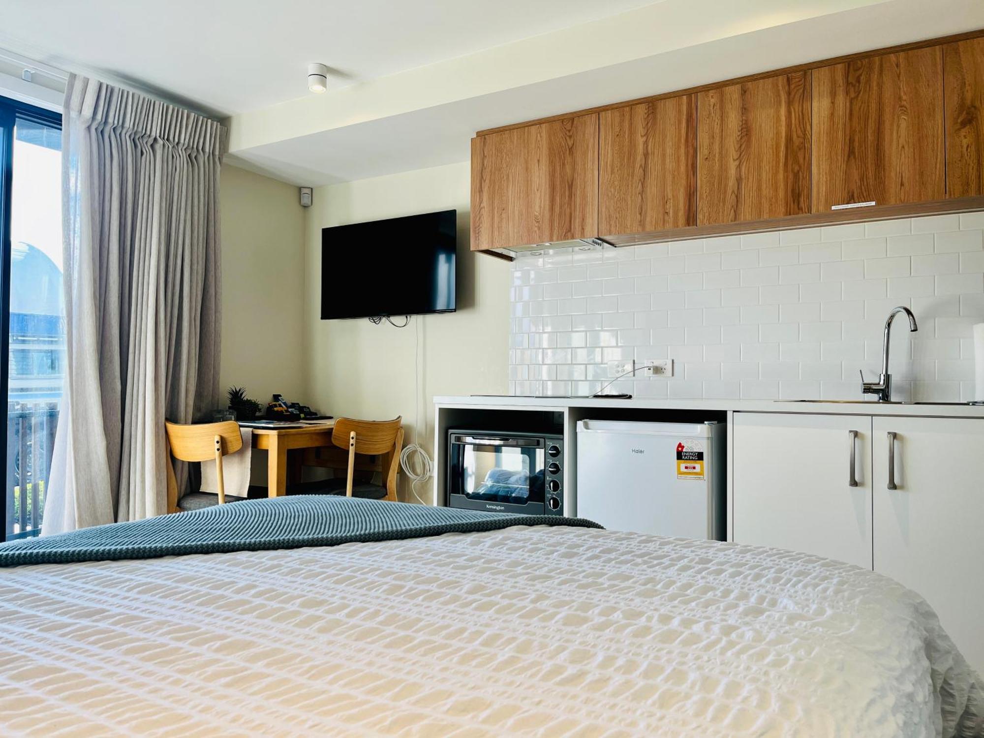 Queenstown Studio - 5Mins To Airport - Aircond - Free Wifi - Walk To Centre Luaran gambar